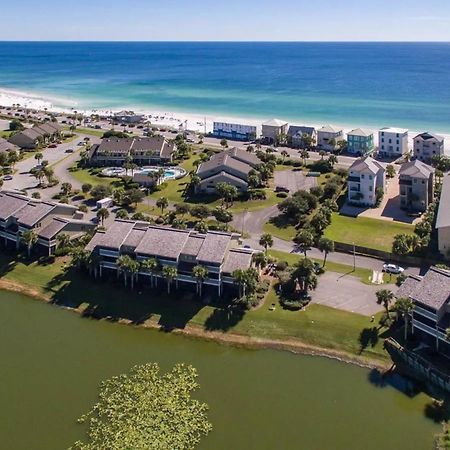 Seascape Lakefront Villas Destin Oda fotoğraf