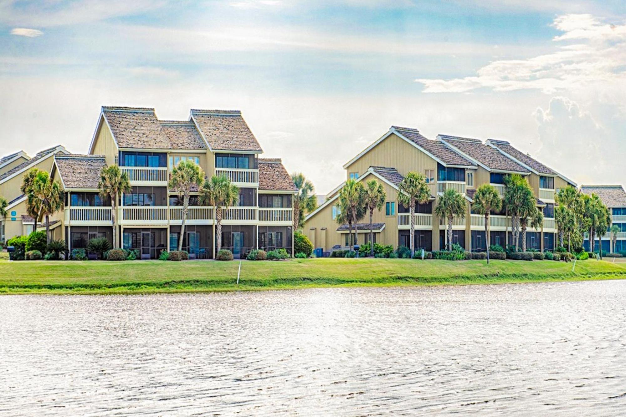 Seascape Lakefront Villas Destin Oda fotoğraf
