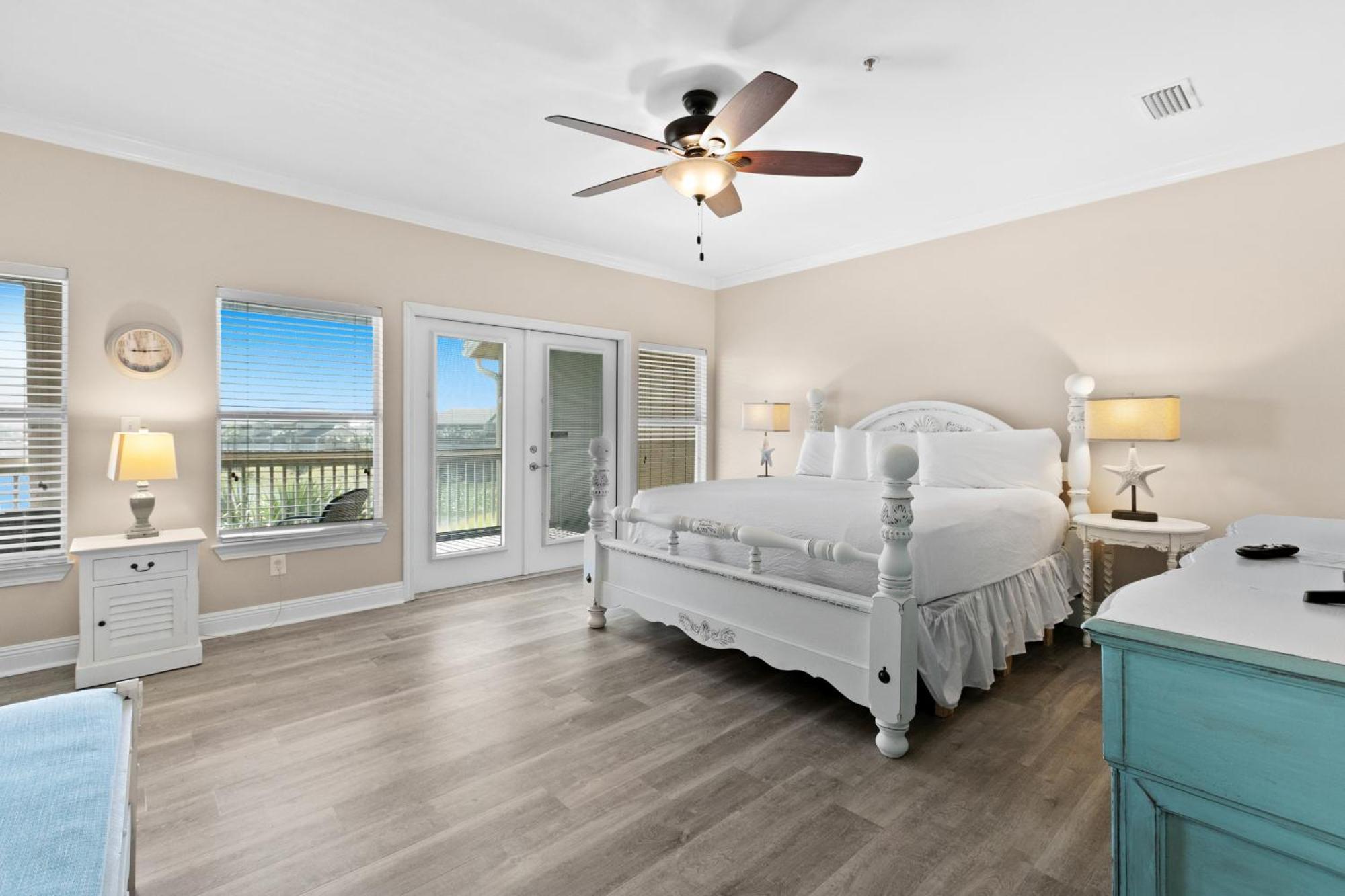 Seascape Lakefront Villas Destin Oda fotoğraf